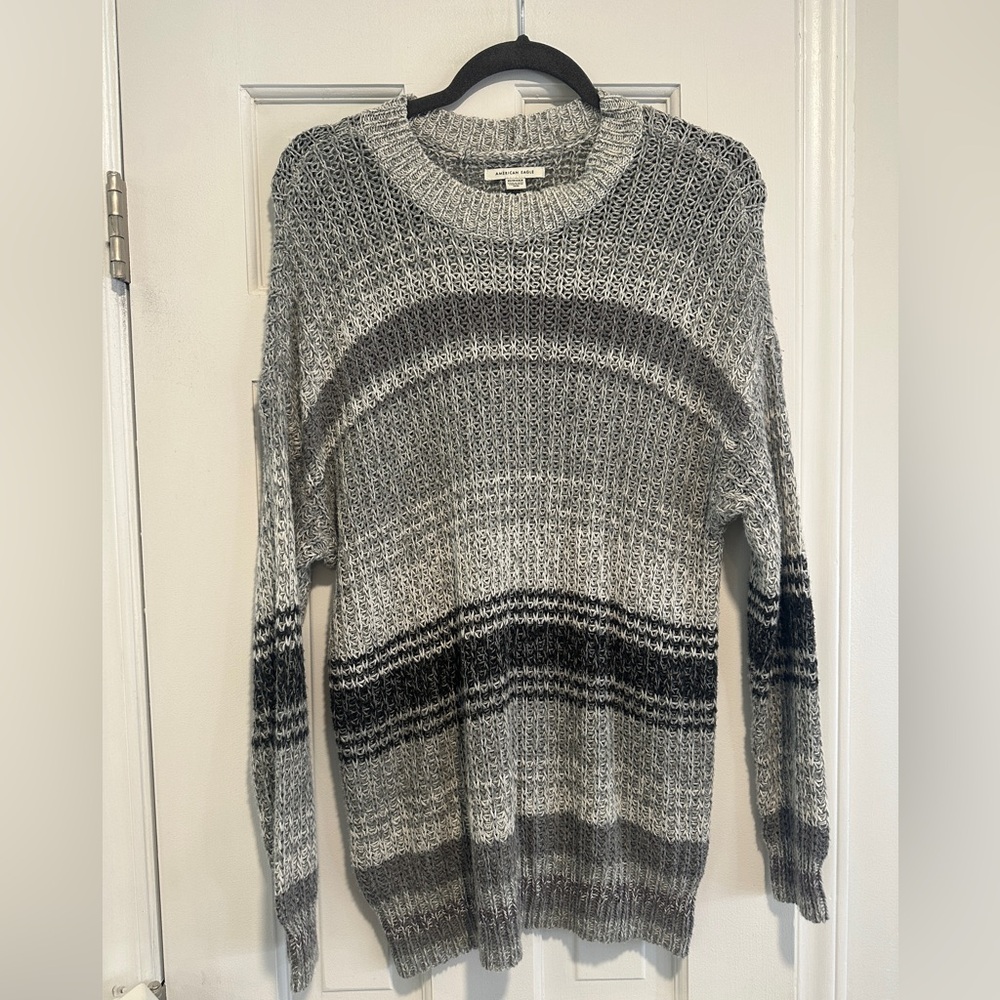 American Eagle Gray and Black Crewneck Sweater Tunic